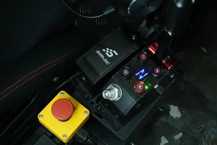Professional Race Car Single Session Simulation Experience - 4