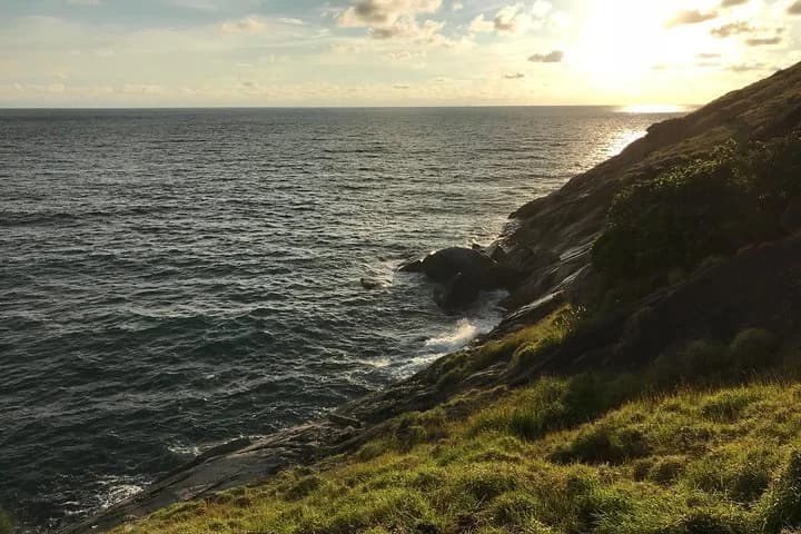 Trekking for sunset