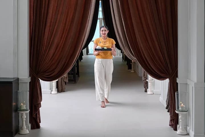 Swedish Aromatic Oil Massage at Award Winning Kee Spa - 4