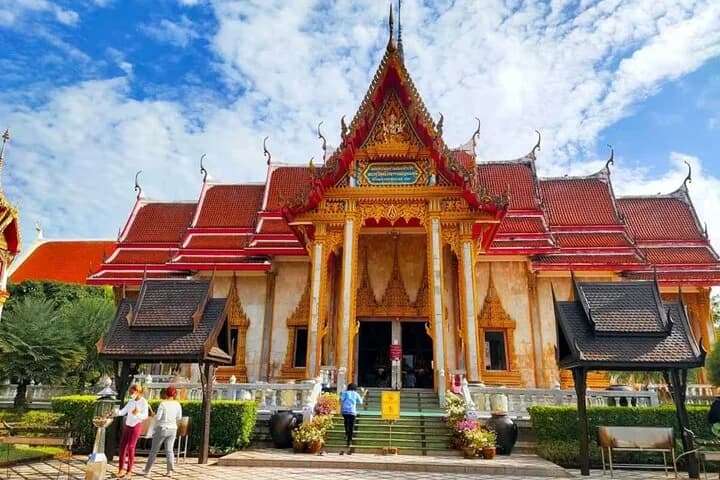 Private Morning Сeremony in Wat Chalong (Chaithararam Temple) - 2