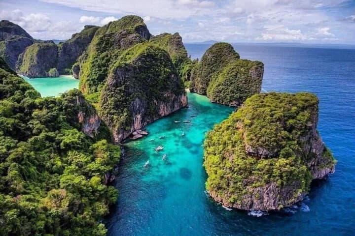 Phi Phi & Bamboo Islands Snorkeling Tour w/ Fins by Speedboat - 2
