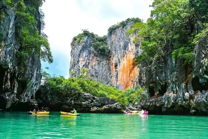 James Bond Island by Big Boat w/ Sea Cave Canoeing and Lunch