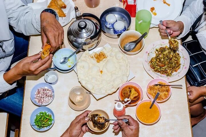 Southern Flavors Phuket Food Tour with 15+ Tastings - 2